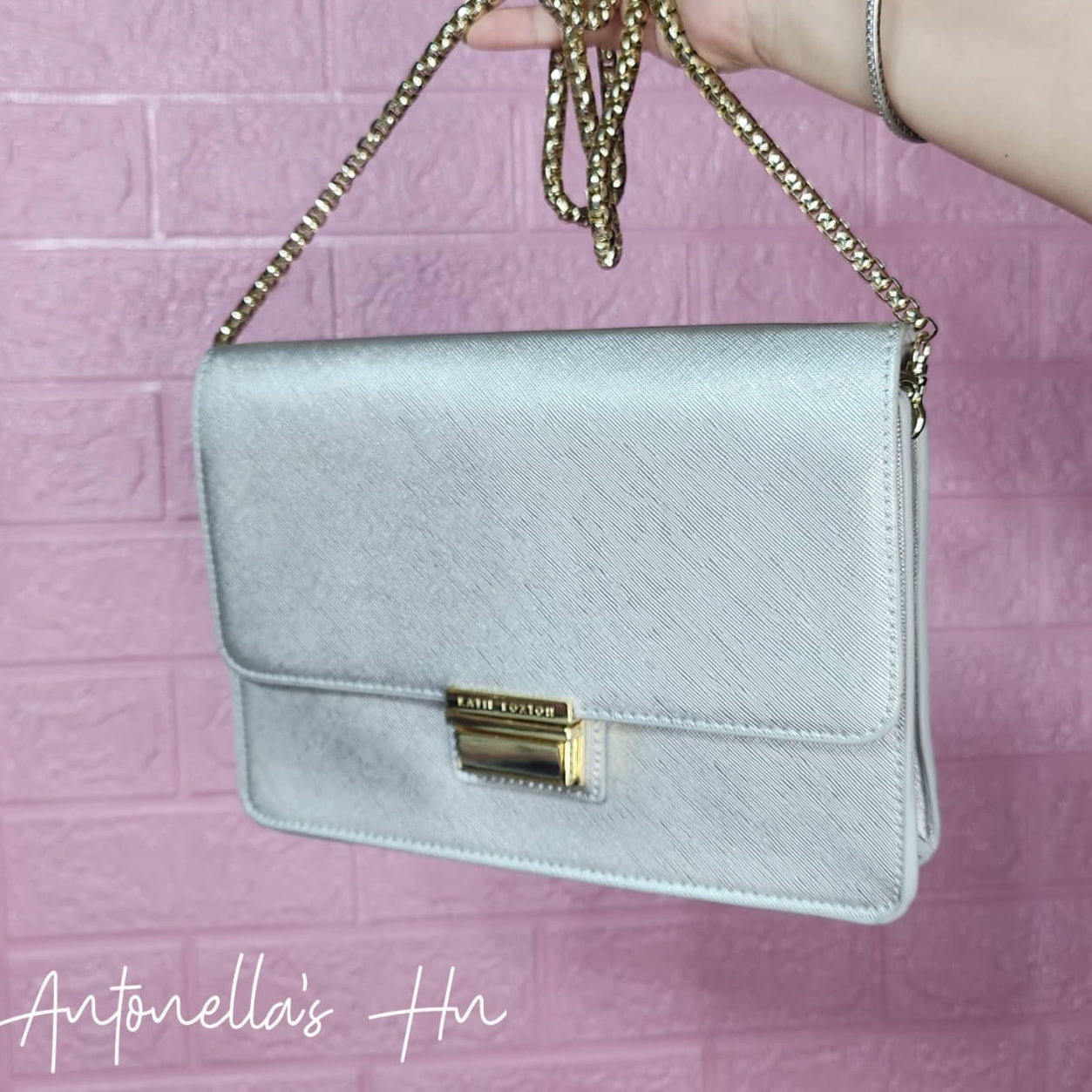 Katie Loxton Anya Bolso - Clutch Plateada