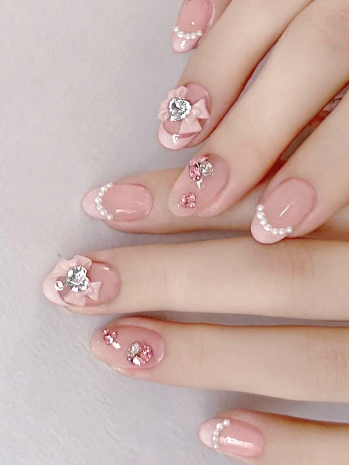 Set de Uñas con Diseño 3D