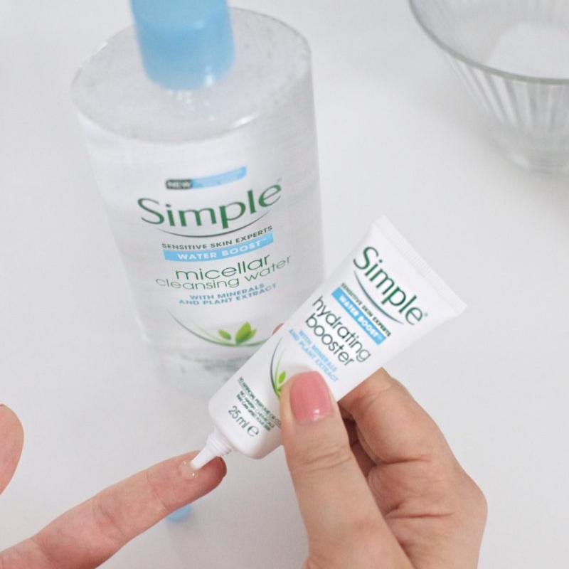 Simple Hydrating Water Booster 25ml - Gel Hidratante a base de Agua