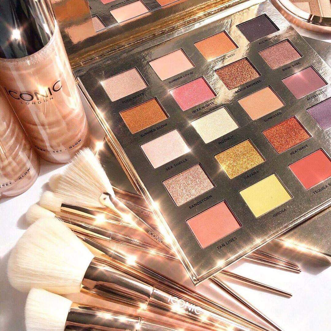 ICONIC LONDON Sunset To Sunrise Eyeshadow Palette With 20 Summer Inspired Shades - Paleta de Sombras para Ojos inspiradas en Verano