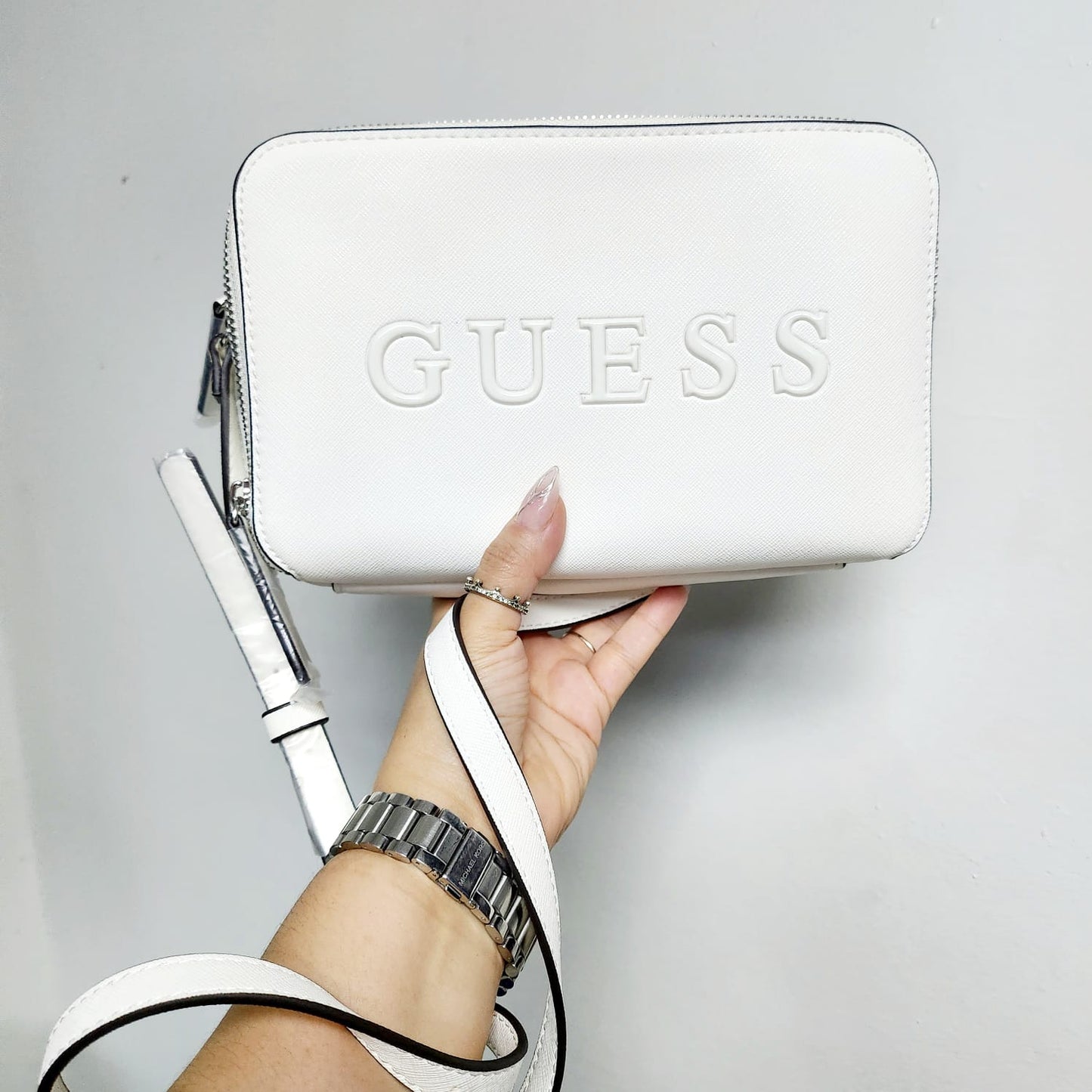 Guess Camera Bag Color Blanco - Bandolera