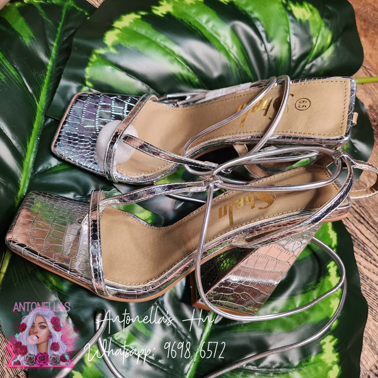 Sandalias Plateadas - Talla 6.5