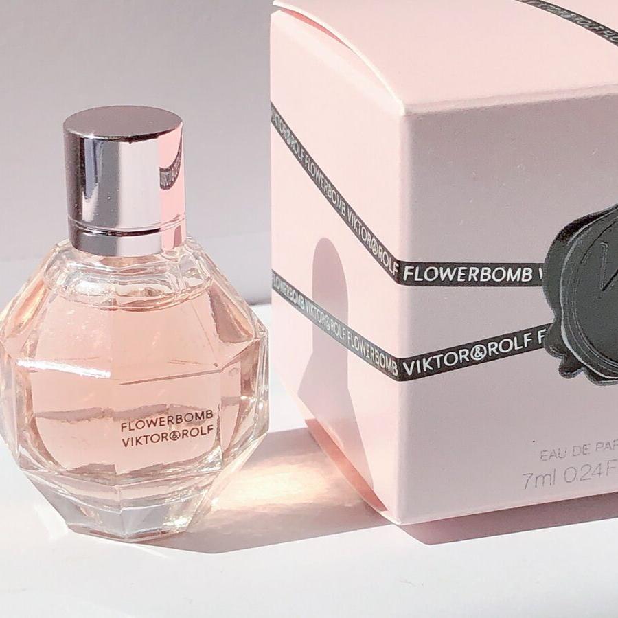 Viktor & Rolf Flowerbomb EDP para Ella