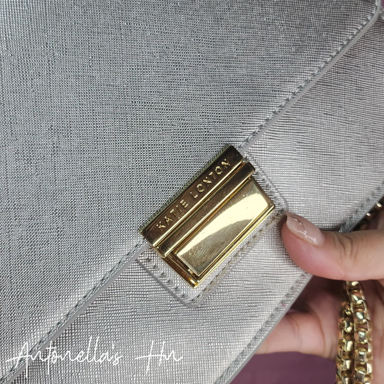 Katie Loxton Anya Bolso - Clutch Plateada