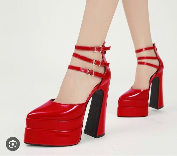 Pumps Rojos - Talla 7 - Zapatos Bratz