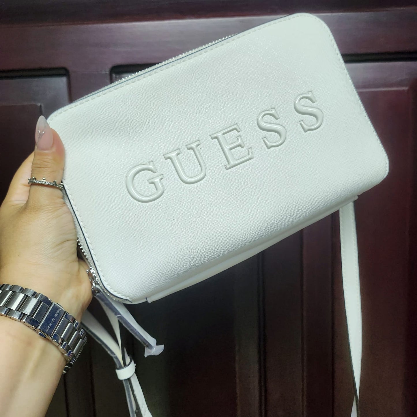 Guess Camera Bag Color Blanco - Bandolera