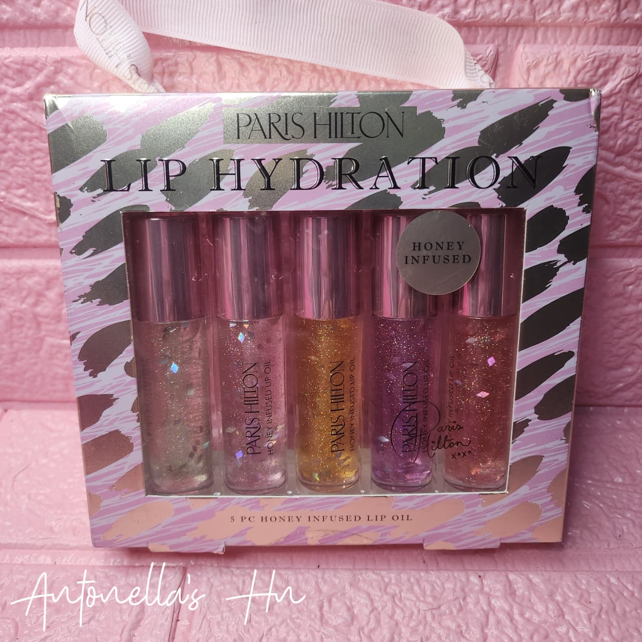 Paris Hilton Honey Infused Lip Oil Hydration