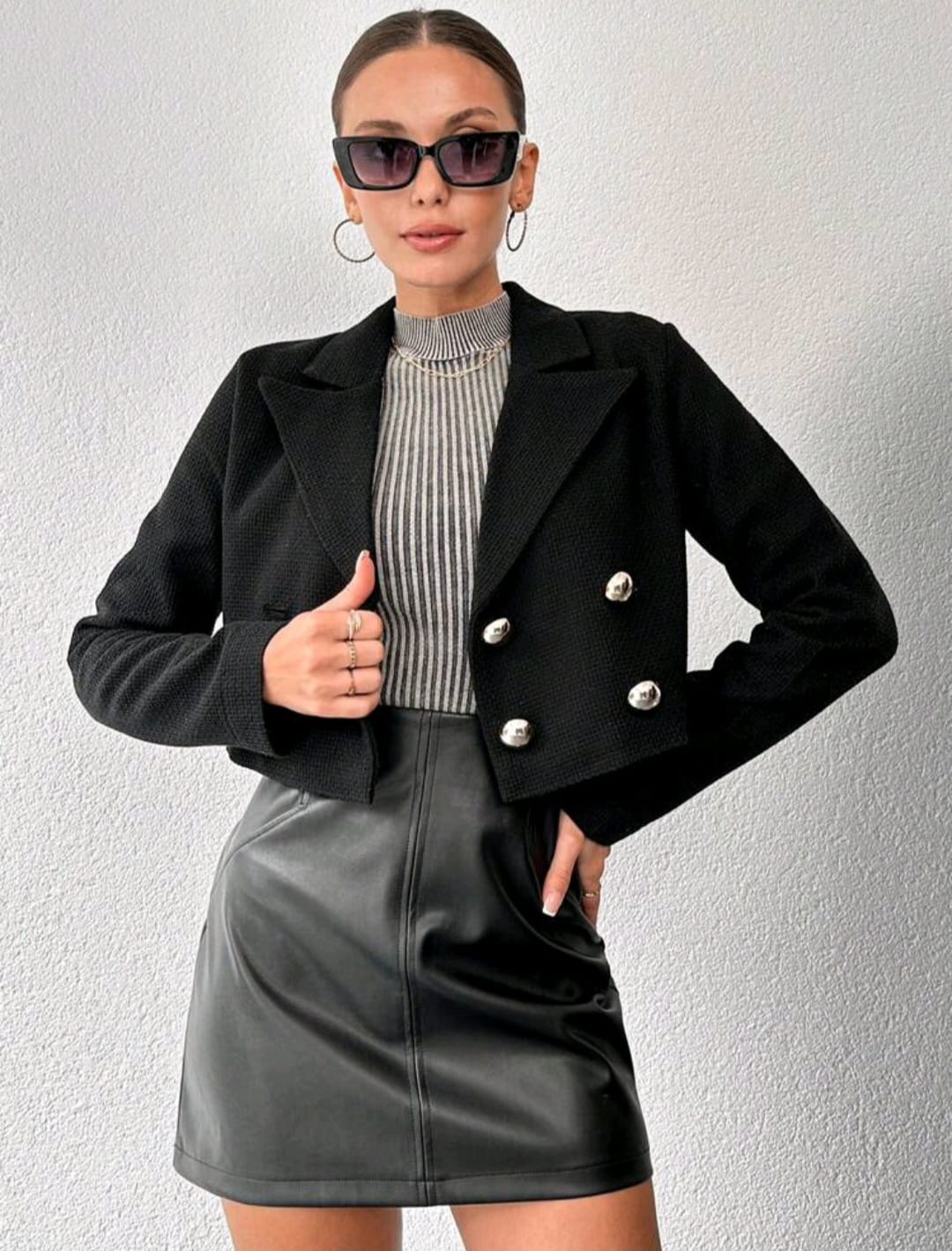 Blazer Crop Negro - No Stretch -  Talla L