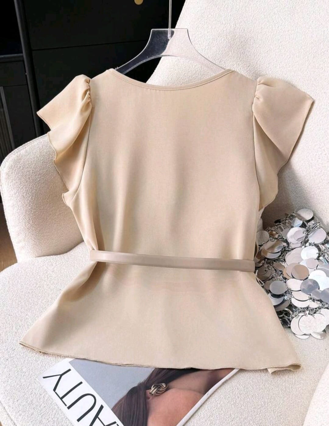 Top Beige- No Stretch -  Talla XL - Incluye Faja