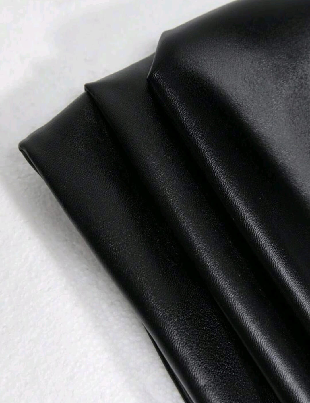 Enterizo Tipo Overall de Cuero - Stretch -  Talla XL - No incluye Top