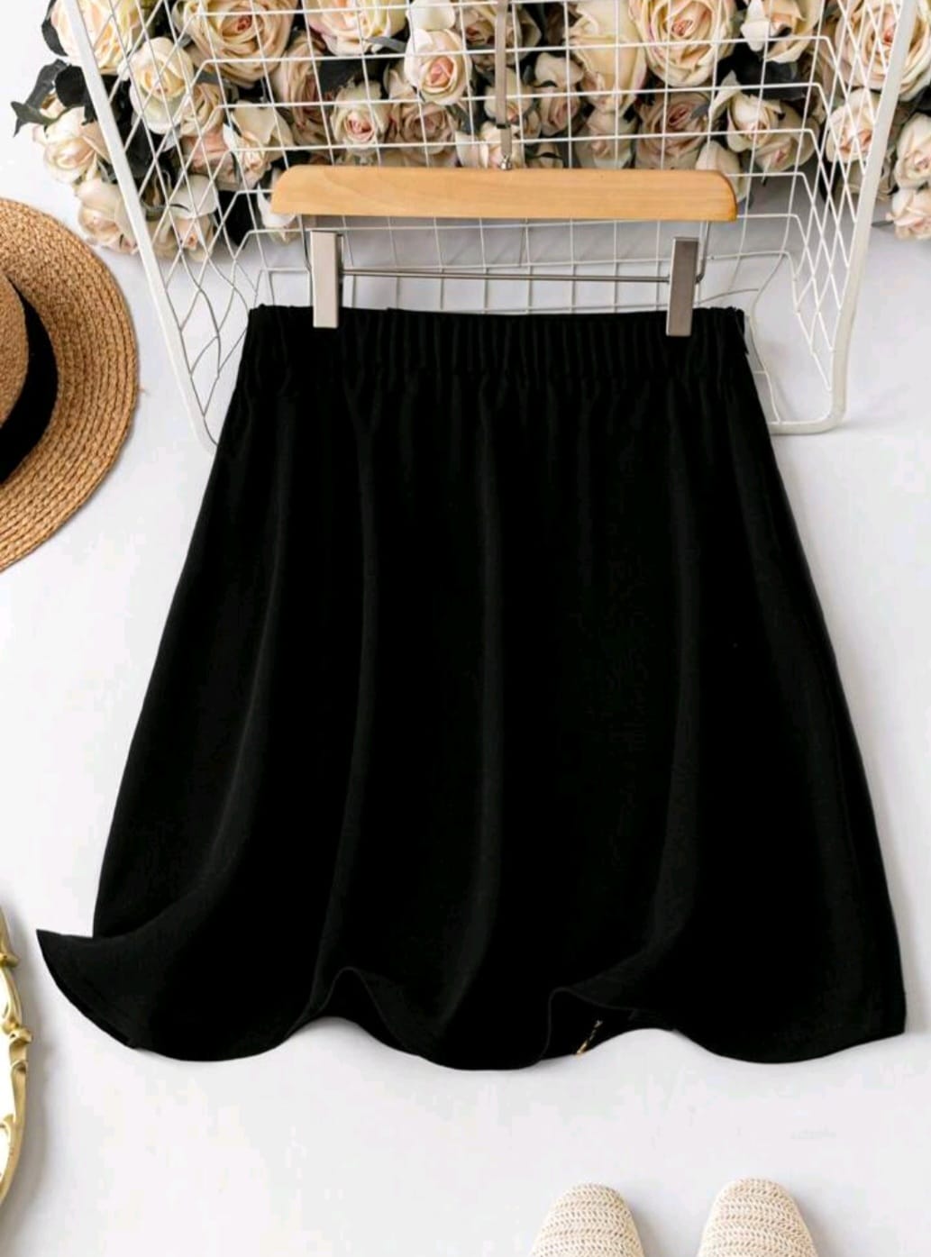 Falda Negra con Dorado - No Stretch -  Talla 2XL