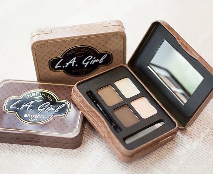LA GIRL Inspiring Brow Kit Medium - Kit para Definición de Cejas