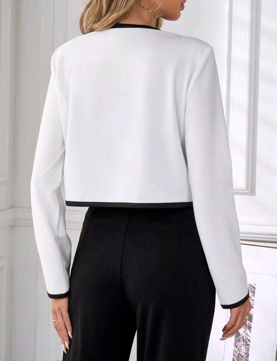 Blazer Doble Tono Blanco / Negro - Stretch -  Talla L