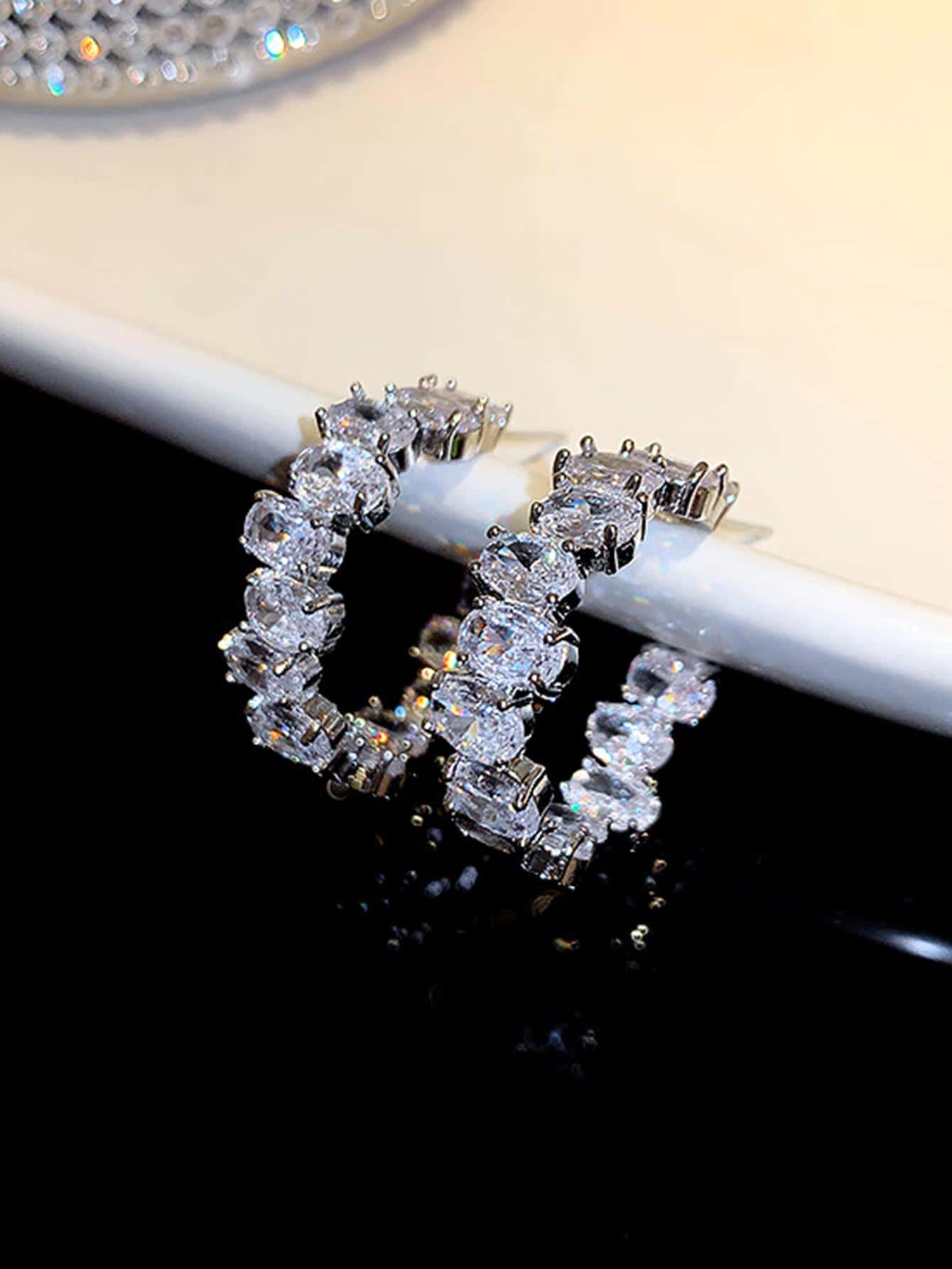 Aretes Plateados con Cristales - Super Elegantes