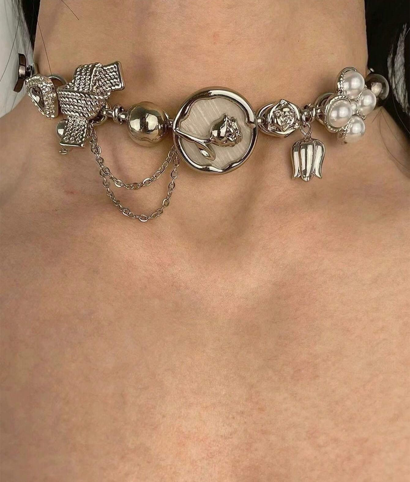 Collar Plateado con Charms  - Gargantilla Choker