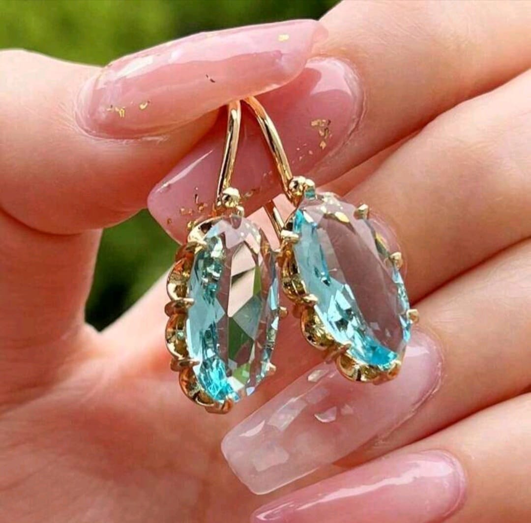 Aretes Dorados Elegantes Azul Celeste