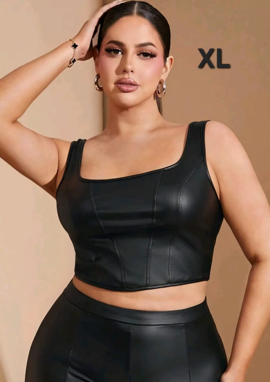 Crop Top de Cuero Negro- Stretch -  Talla XL