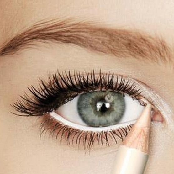 LOREAL PARIS Eyeliner Colour Riche WHITE - FULL SIZE - Delineador Blanco con Esponja para Difuminar