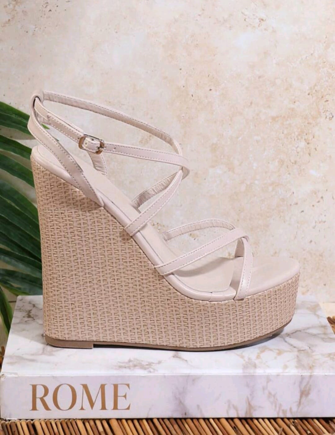 Sandalias Plataforma Beige - Talla 6.5