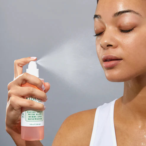 Mario Badescu Facial Spray With Aloe, Herbs And Rosewater 118ml - Spray Hidratante y Fijador de Aloe, Hierbas y Agua de Rosas