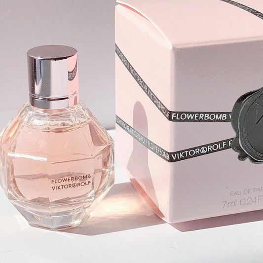 Viktor & Rolf Flowerbomb EDP para Ella